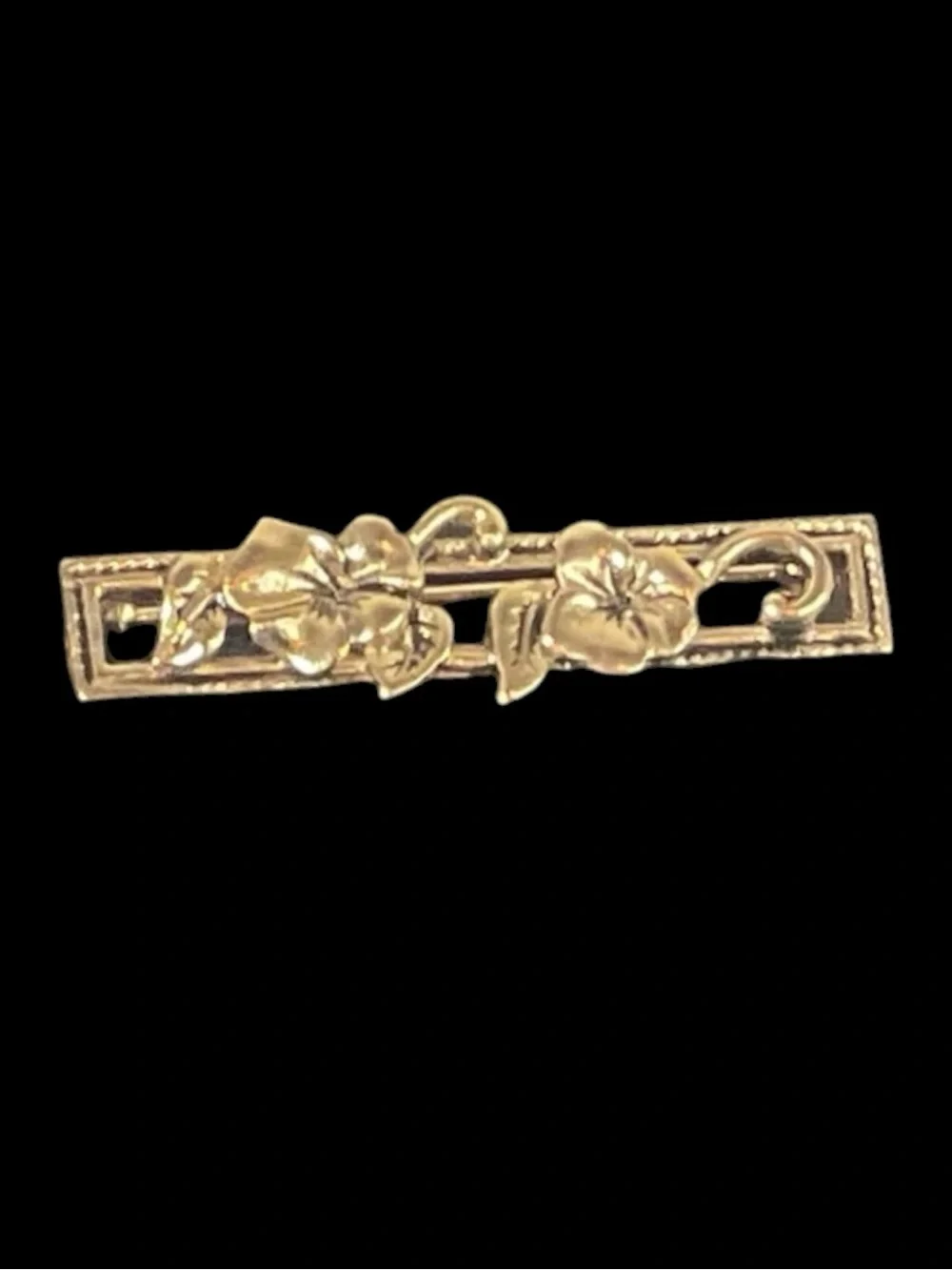 Vintage Avon Goldtone Floral Bar Brooch Delicate Openwork Flower Pin 40mm